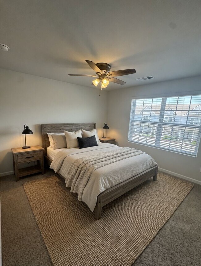 Building Photo - 1406 Walker Wy