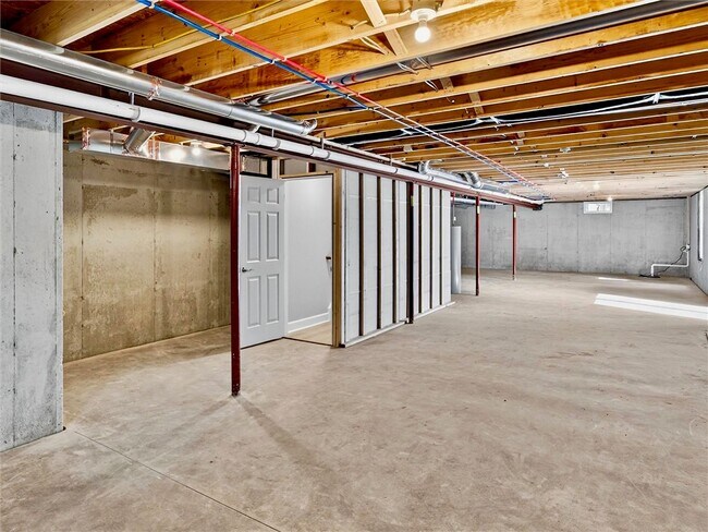 Building Photo - 1119 Wall Rd