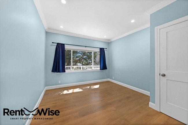 Building Photo - 74 Farview Ct