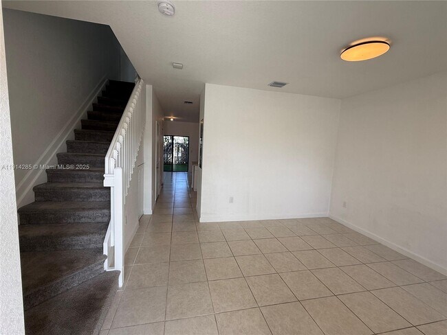 Building Photo - 685 NE 208th Terrace