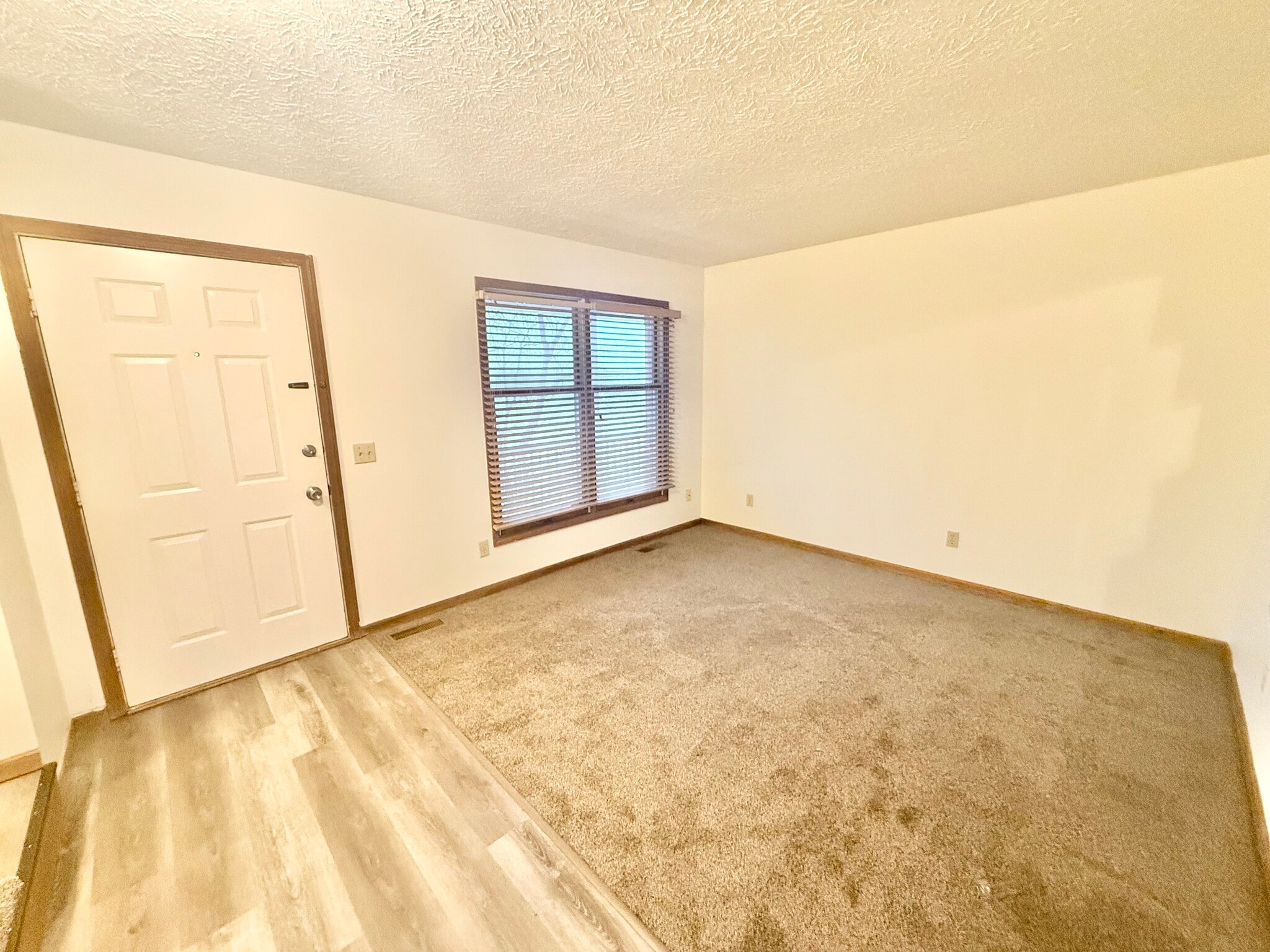 Building Photo - 5945 Frank Ave NW