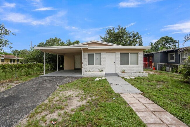 Primary Photo - 2201 NW 7th Ct