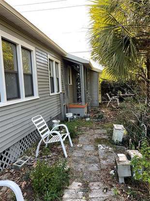 Building Photo - 2201 Virginia Dr