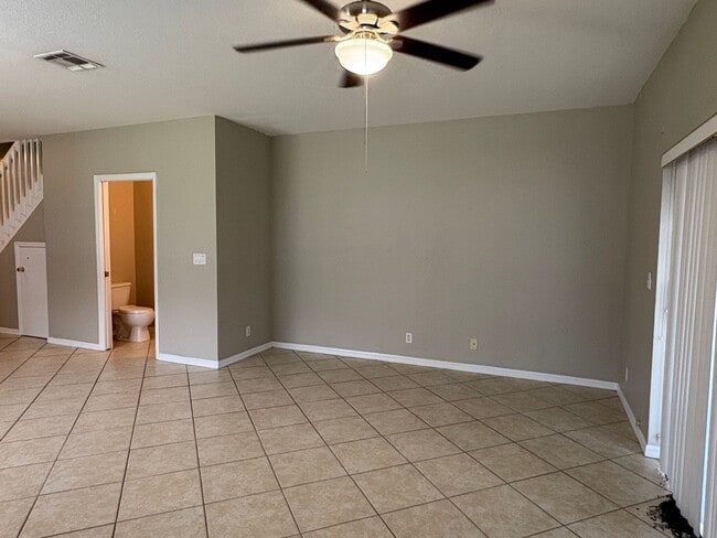 Building Photo - 2/2.5 Townhome in Fort Myers for Rent