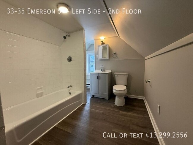 Building Photo - 33-35 Emerson St-Left Side - 2nd Floor