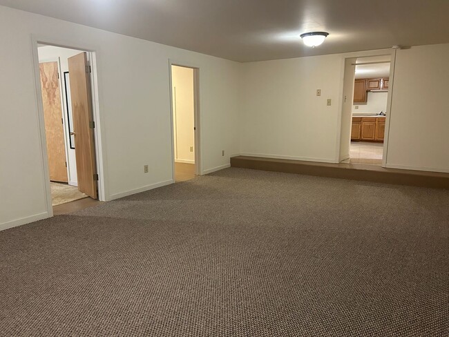 Building Photo - Solid Brick Rancher in Greencastle