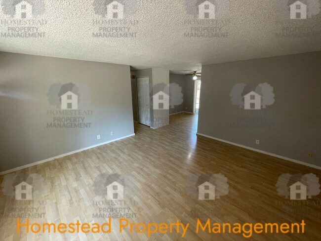 Building Photo - Do you crave some space of your own? We have the home for you!