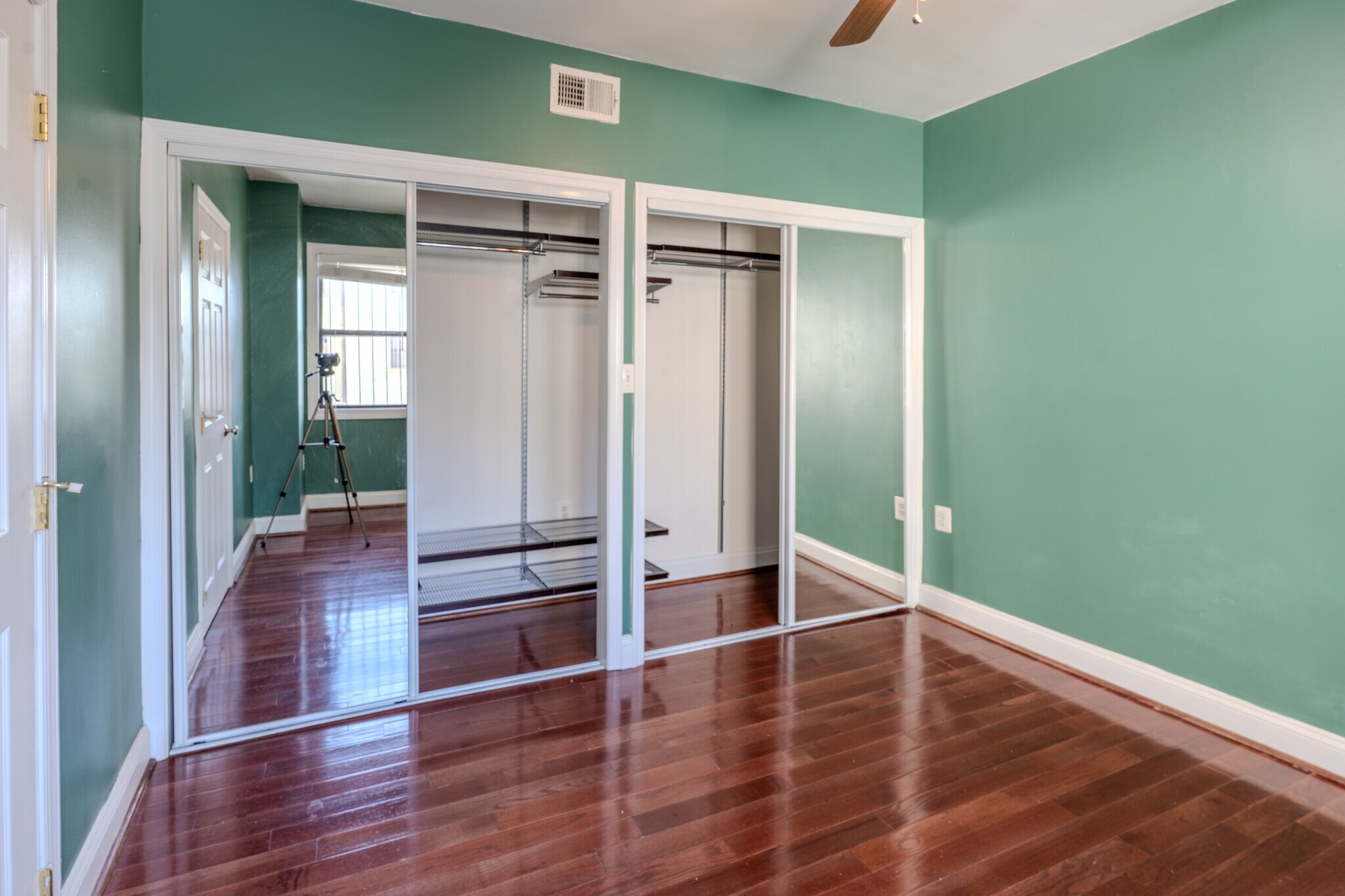 Wall-to-wall closet space for all your clothes & shoes!!! - 315 Evarts St NE