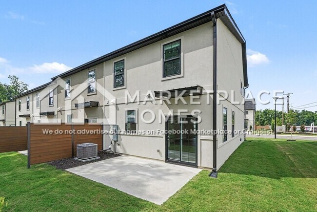 Building Photo - 1 Taverly Dr