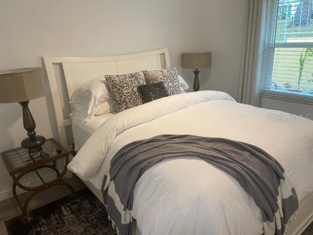 Building Photo - 1009 Sumner Blvd