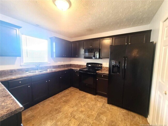 Building Photo - 6521 Applewhite Rd