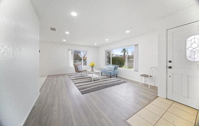 Building Photo - 26763 Cumberland Ln