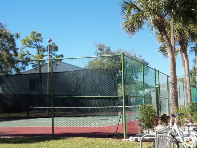 Building Photo - Pine Ridge at Lake Tarpon