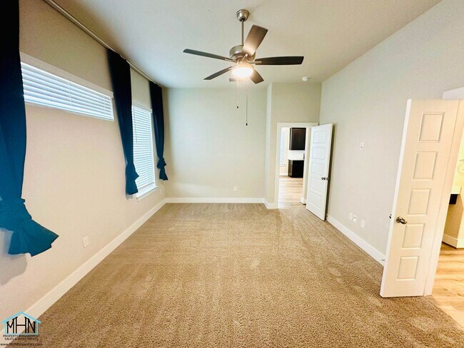 Building Photo - Welcome Home to Modern Elegance in Copper Branch!