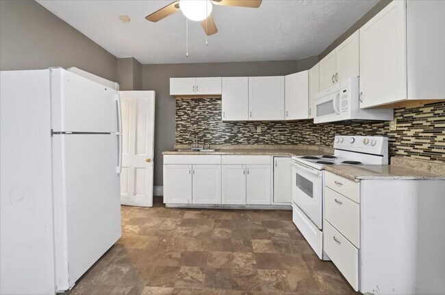 Building Photo - 1133 S Richland St