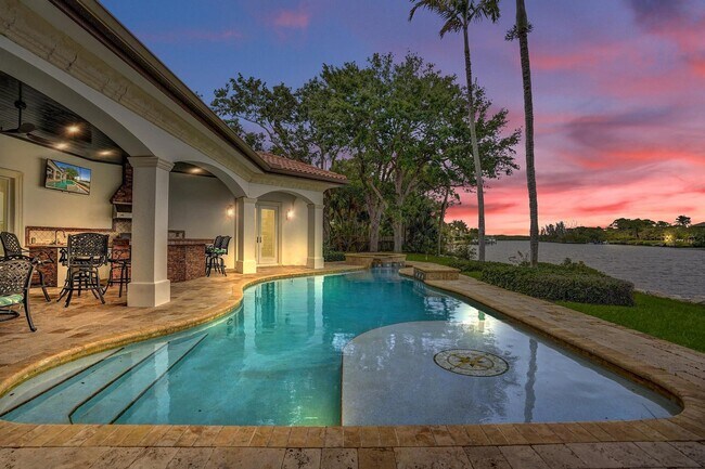 Building Photo - 18669 SE Palm Island Ln