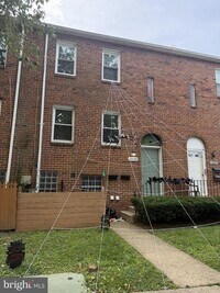 Building Photo - 12058 Abby Rd