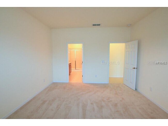 Building Photo - 2521 Tanner Terrace