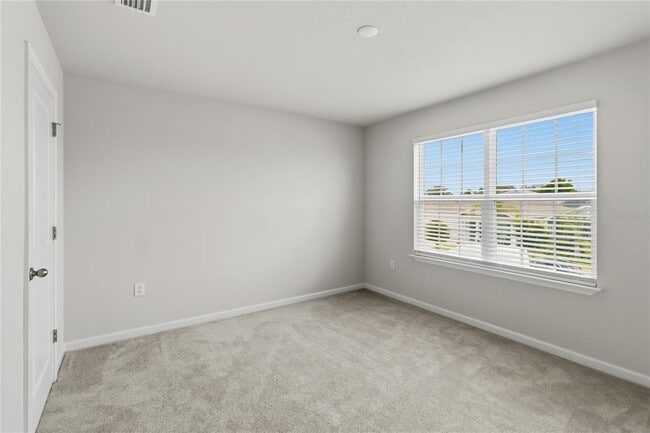 Building Photo - 5581 Vigo Lp