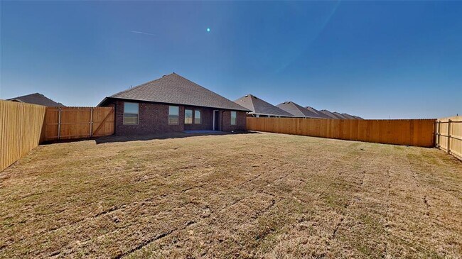 Building Photo - 12700 Elba Dr