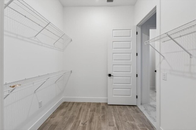 Building Photo - 19111 Fox Lndg Pl