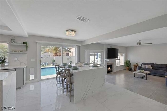 Building Photo - 442 Staghorn Pass Ave