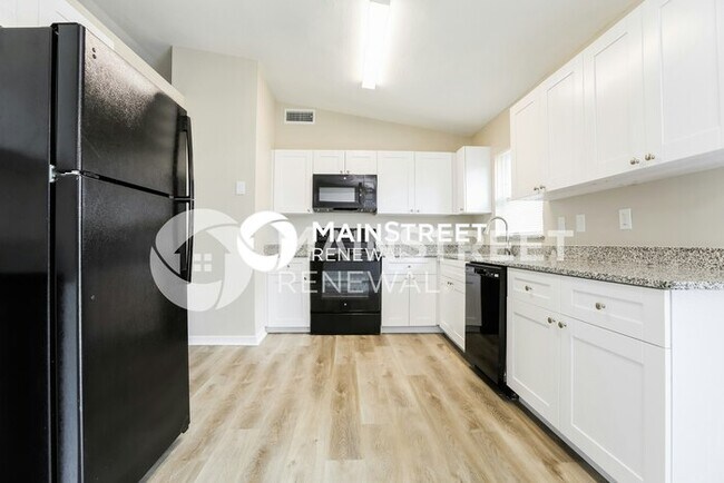 Building Photo - 3 Bedroom Pet-Friendly Home in PORT CHARLOTTE, FL with Main Street Renewal