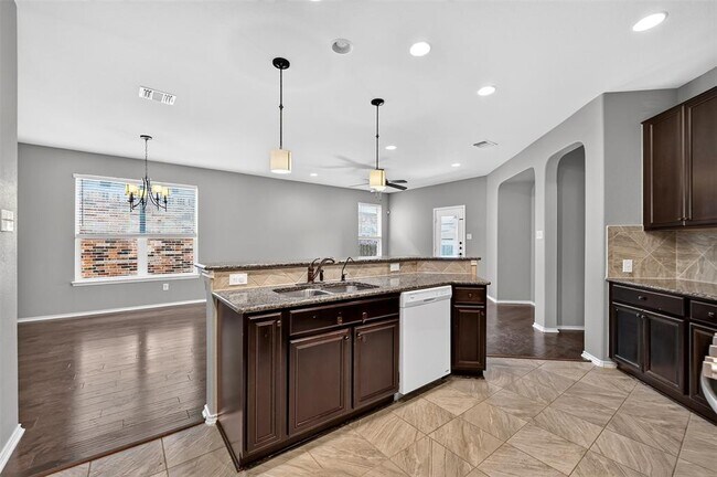 Building Photo - 1049 Clove Hitch Dr