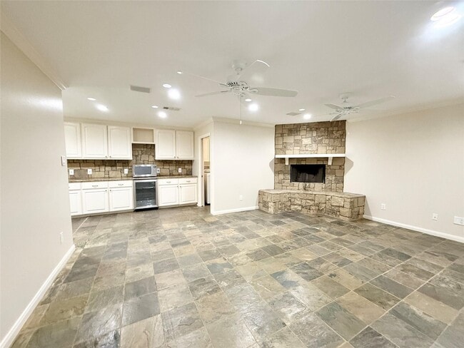 Building Photo - 5545 Pagewood Ln