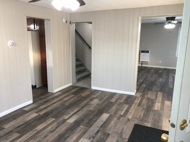 Building Photo - 310 E Saratoga St