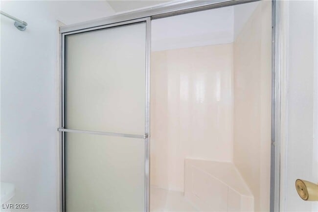 Building Photo - 900 Calico Hills Ct