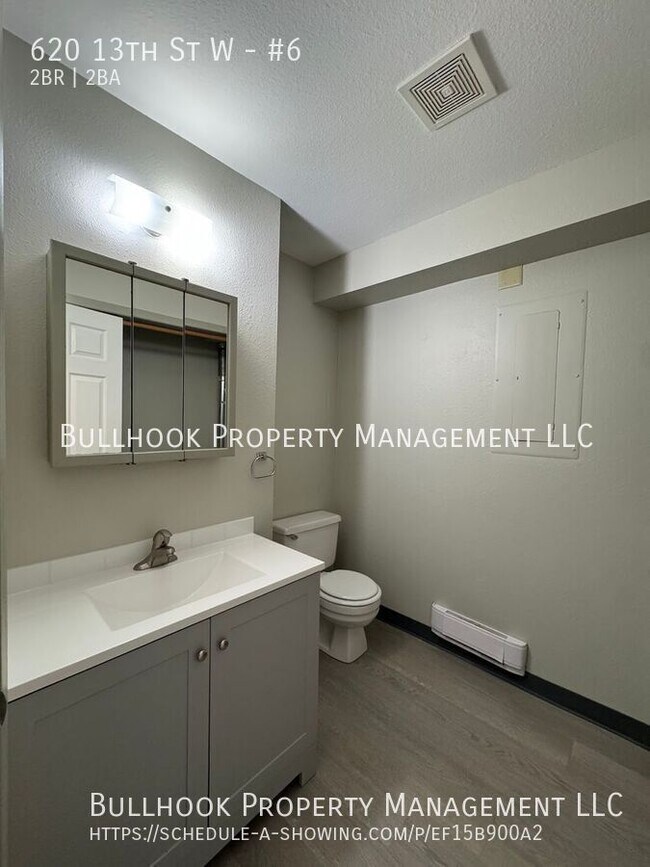 Building Photo - 620 13th St W