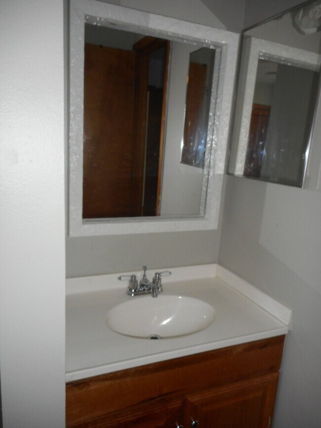 Building Photo - 1350 George Edwards Ct