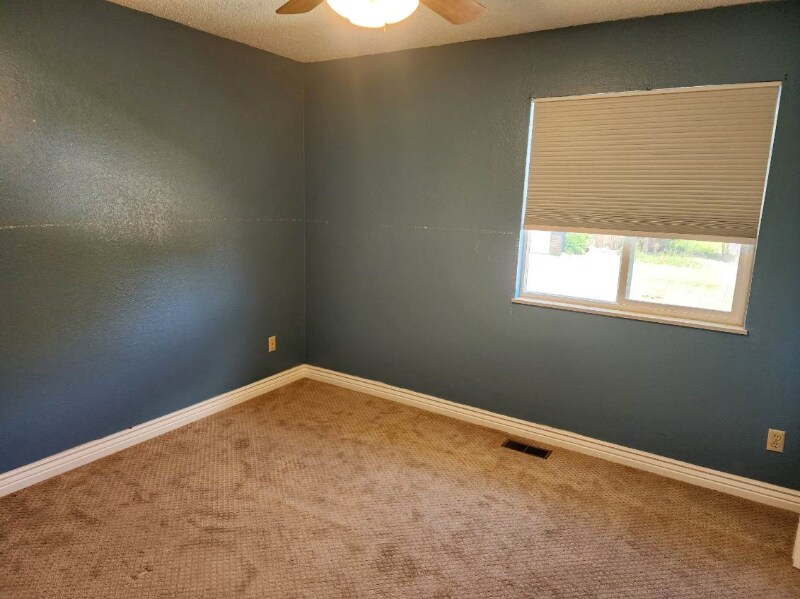 Building Photo - 5075 Manzana Dr