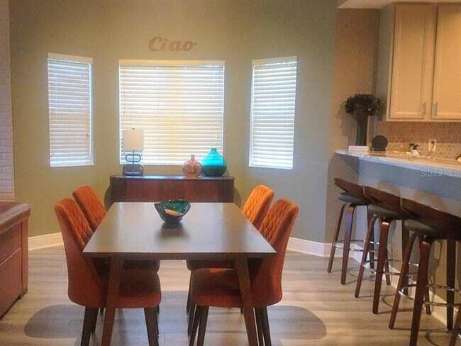 Building Photo - 7194 Key Haven Rd