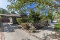 Building Photo - 3418 Greensward Rd