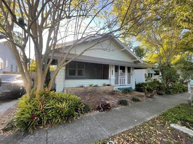 Building Photo - 1231 Highland St N