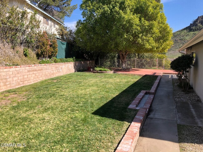 Building Photo - 1191 Calle Contento