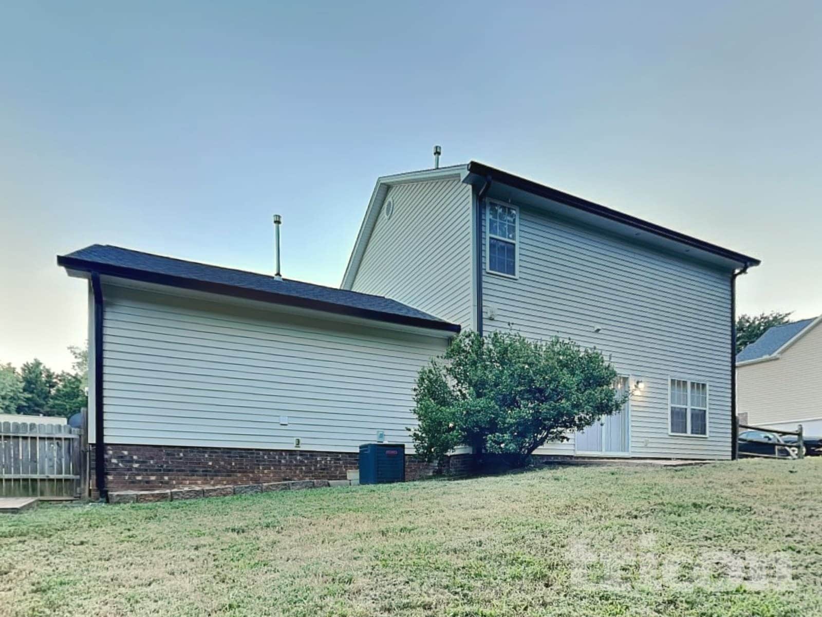 Building Photo - 7167 Marlin St