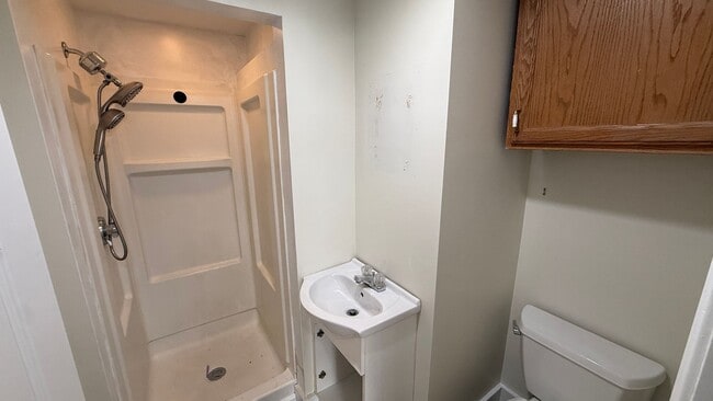 Building Photo - 391 Portland St