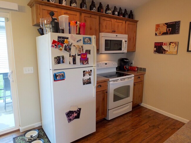 Building Photo - 2813 N Julie Ann Ct