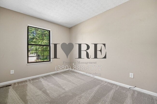 Building Photo - 8376 Covered Wagon Ct