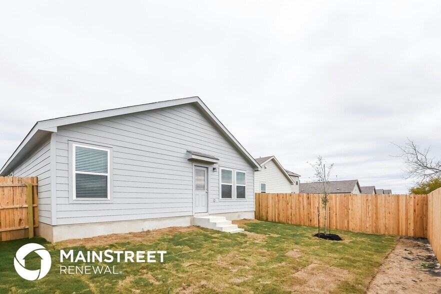 Building Photo - 7107 Cozy Run