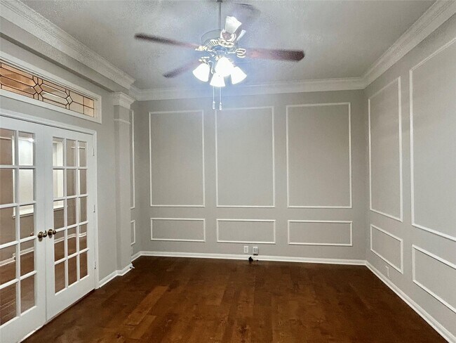 Building Photo - 16807 Laguna Springs Dr