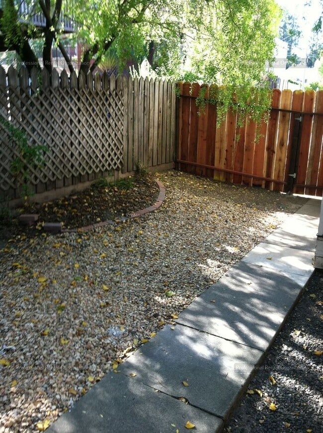 Building Photo - "Coming Soon" -One bedroom Gem in Heart of Quaint, Historic West Petaluma