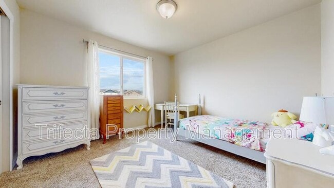 Building Photo - 1472 Moraine Valley Dr