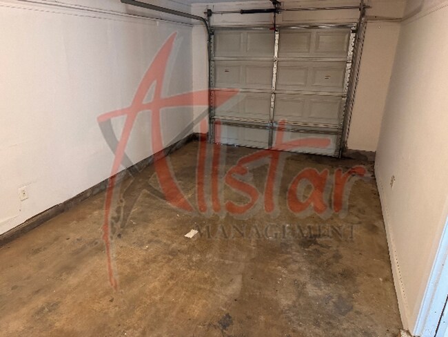 Building Photo - 6270 Shady Glen Cove