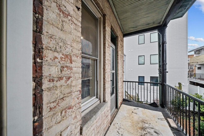 Building Photo - 3311 Pleasant Ave