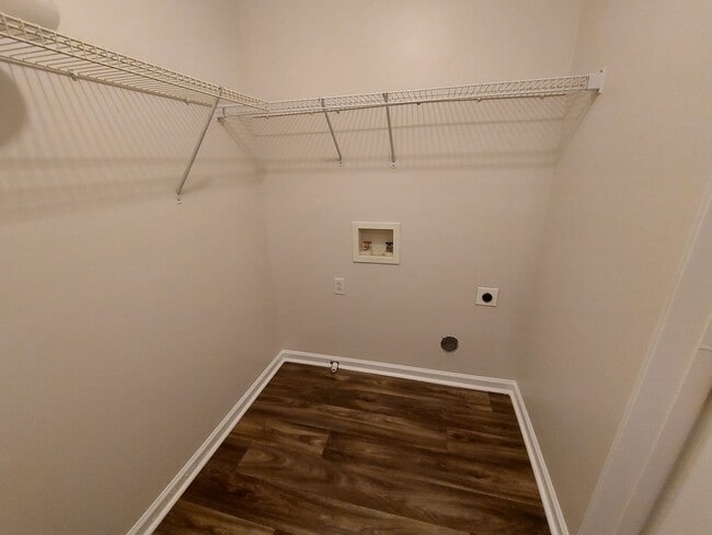 Building Photo - 7093 Mahonia Pl