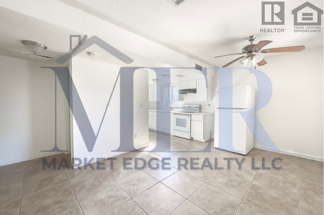 Building Photo - 2Bed/1Bath House at AZ-51/Thomas Rd! NO CREDIT, NO BACKGROUND, NO RENTAL HISTORY CHECK!